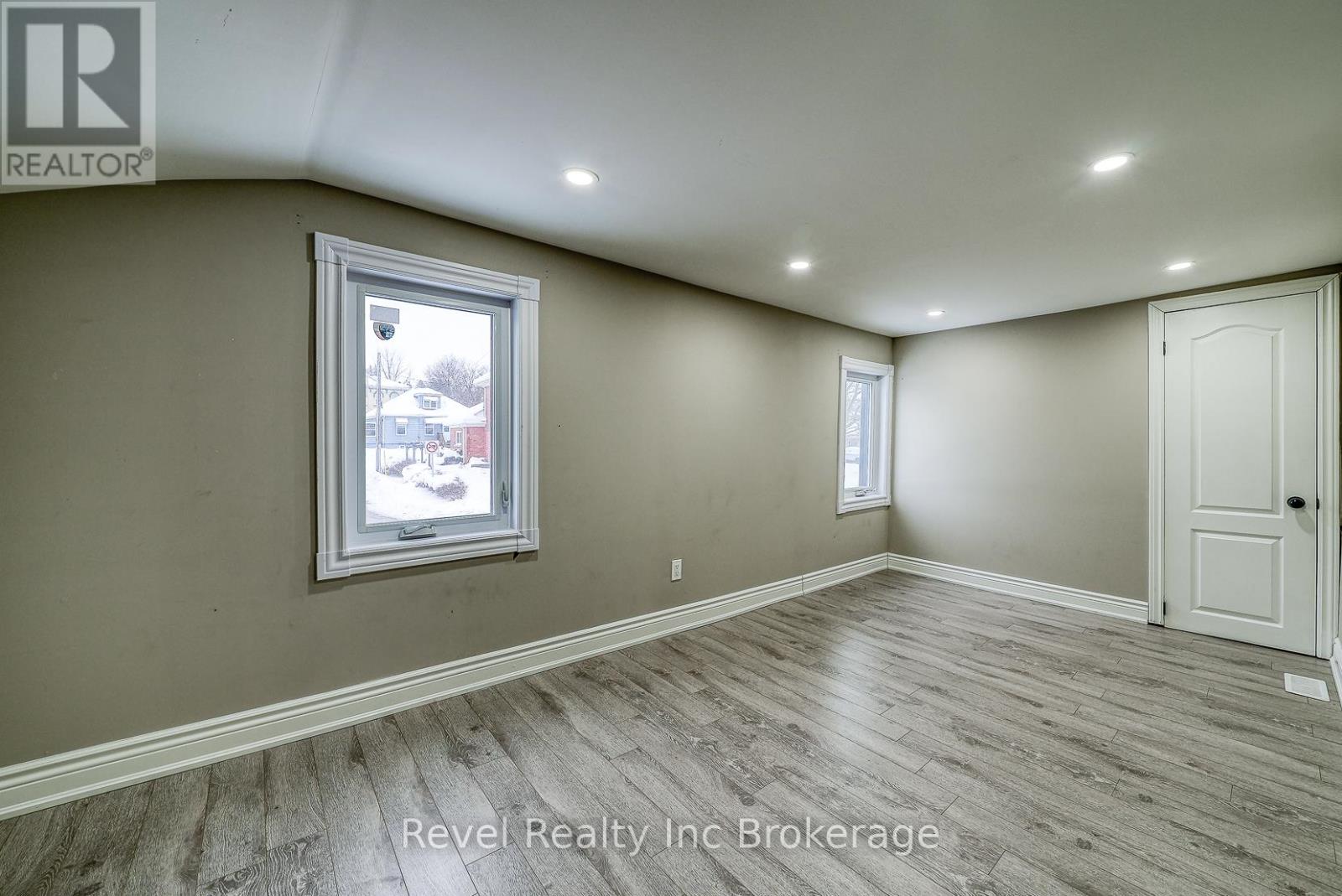 123 Charles Street E, Ingersoll, Ontario  N5C 1J9 - Photo 24 - X12639646