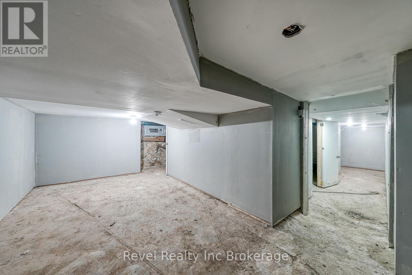 123 Charles Street E, Ingersoll, Ontario  N5C 1J9 - Photo 27 - X12639646