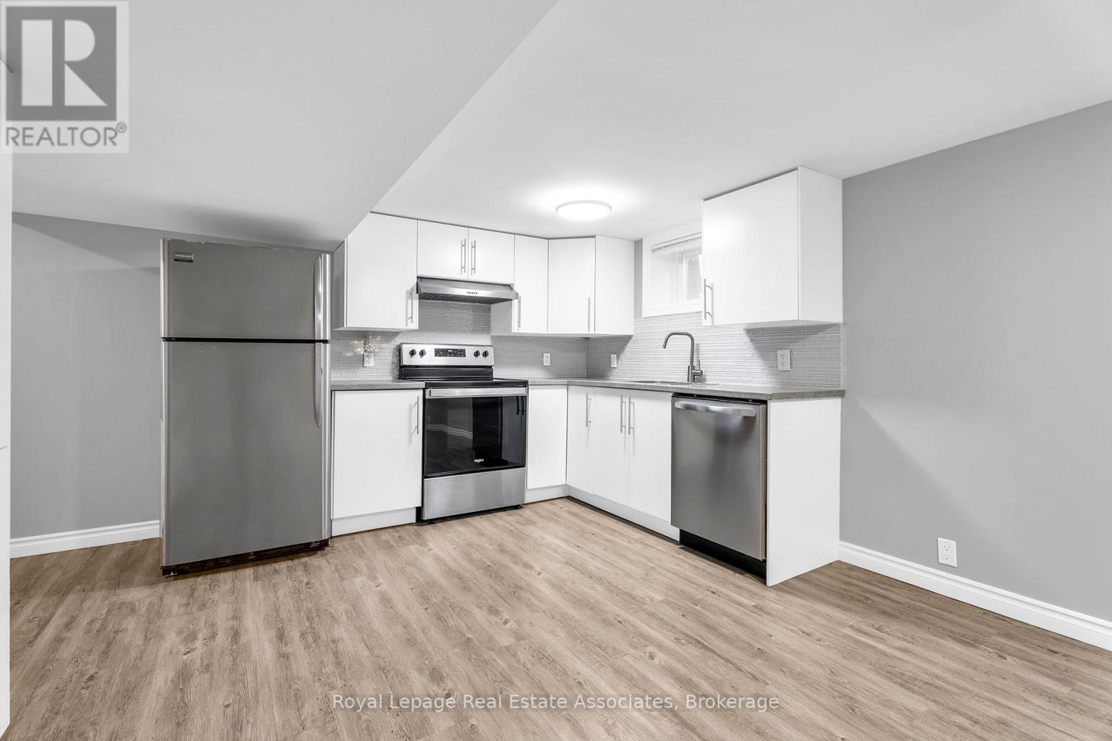 21 Bairstow Crescent, Halton Hills, Ontario  L7G 1L9 - Photo 21 - W12359862