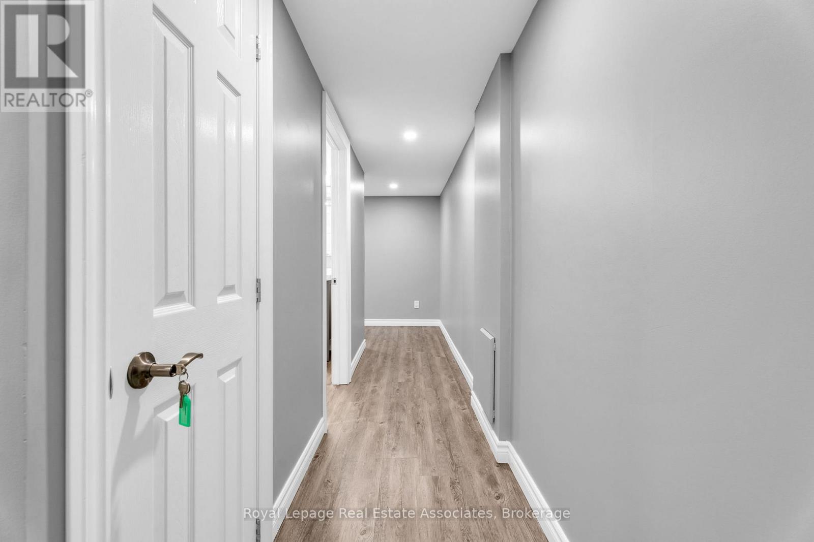 21 Bairstow Crescent, Halton Hills, Ontario  L7G 1L9 - Photo 24 - W12359862