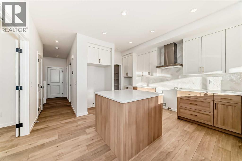 168 Southborough Common, Cochrane, Alberta T4C 3J5 - Photo 8 - A2273060