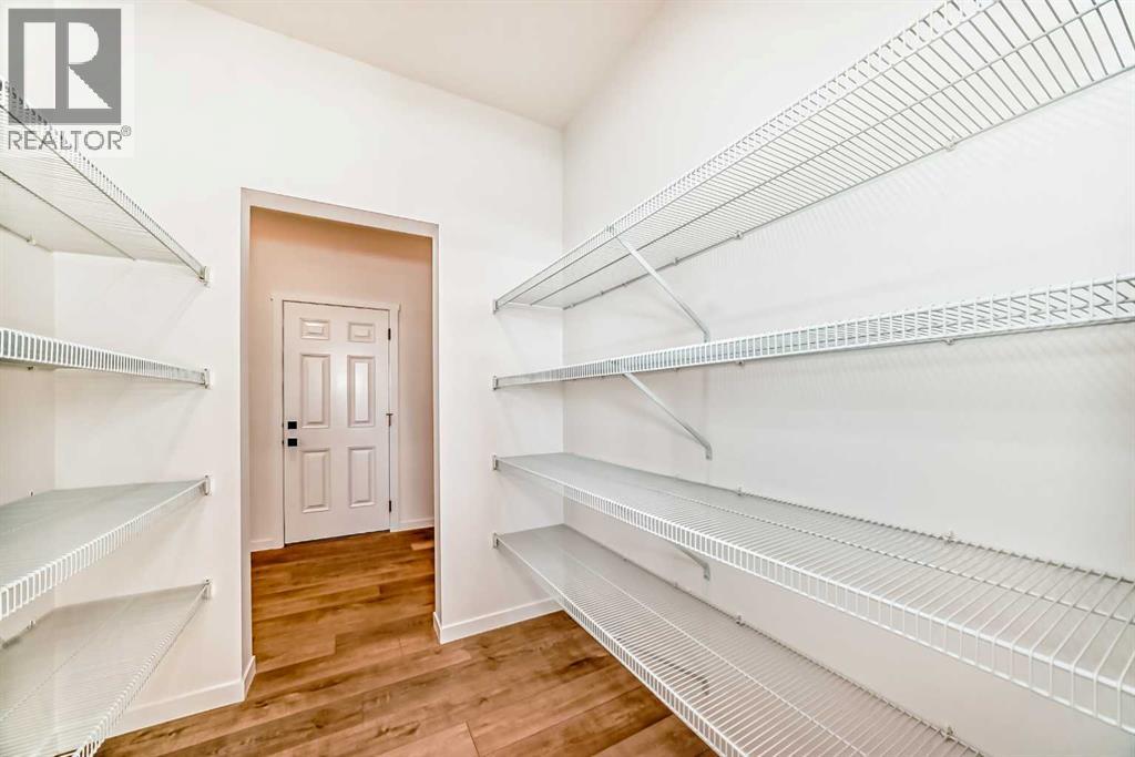 168 Southborough Common, Cochrane, Alberta T4C 3J5 - Photo 20 - A2273060