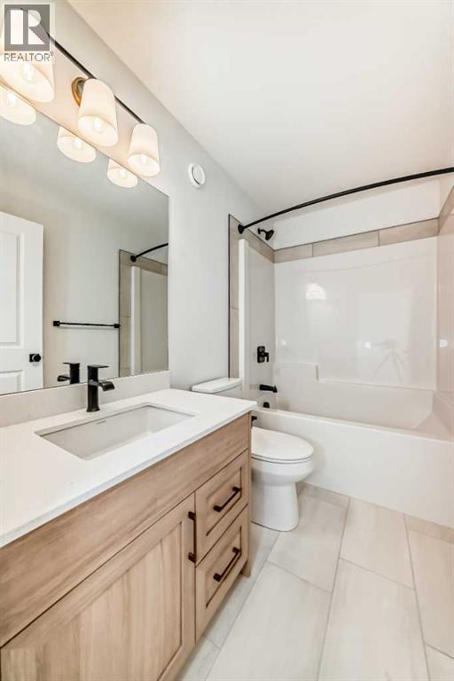 168 Southborough Common, Cochrane, Alberta T4C 3J5 - Photo 39 - A2273060