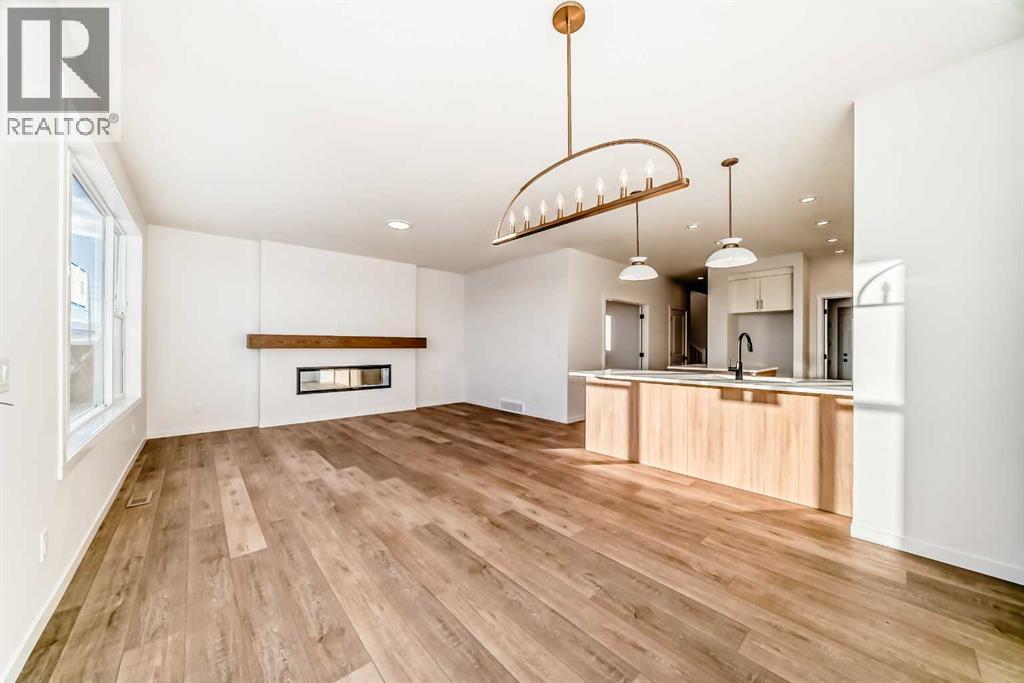 168 Southborough Common, Cochrane, Alberta T4C 3J5 - Photo 13 - A2273060