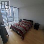 1613 - 763 Bay Street, Toronto, Ontario  M5G 2R3 - Photo 9 - C12639620