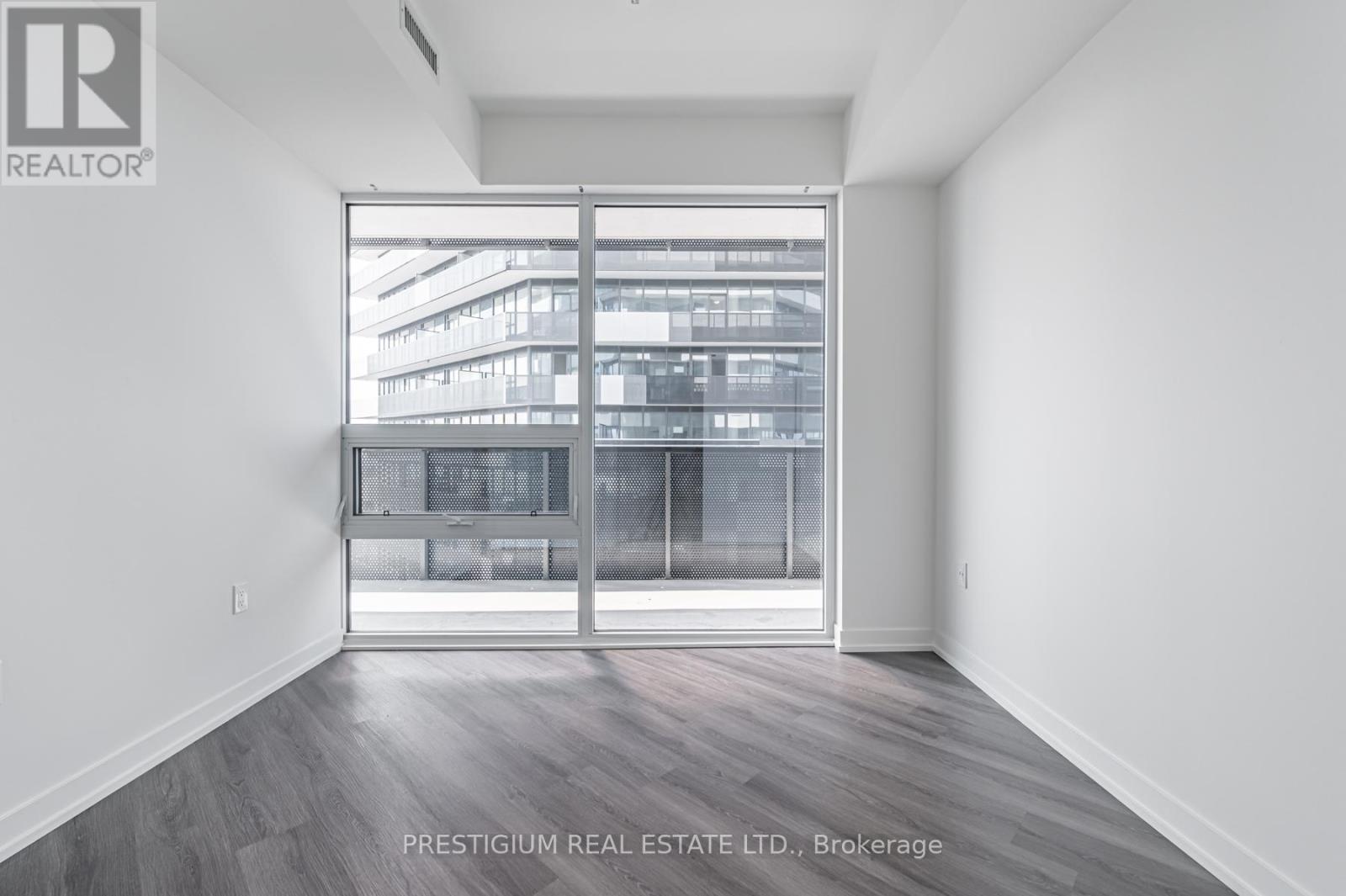 6811 - 138 Downes Street, Toronto, Ontario  M5E 0E4 - Photo 13 - C12639624