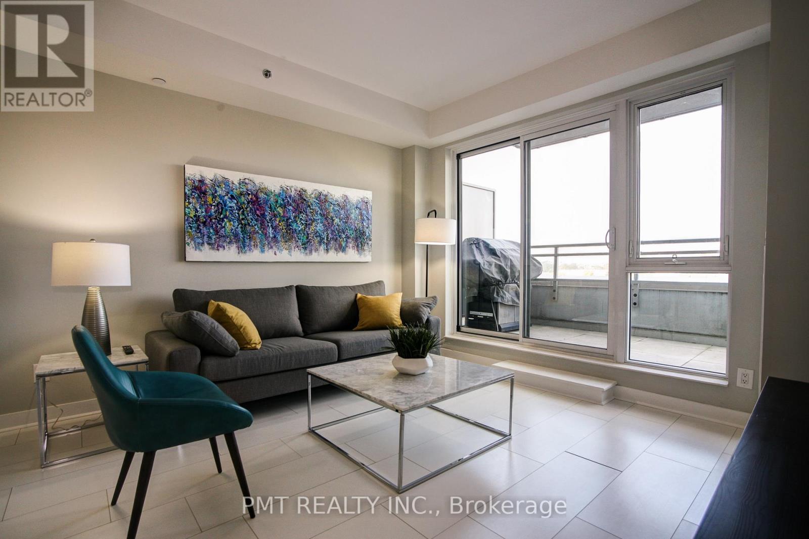 402 - 156 Portland Street, Toronto, Ontario  M5V 0G1 - Photo 4 - C12639630