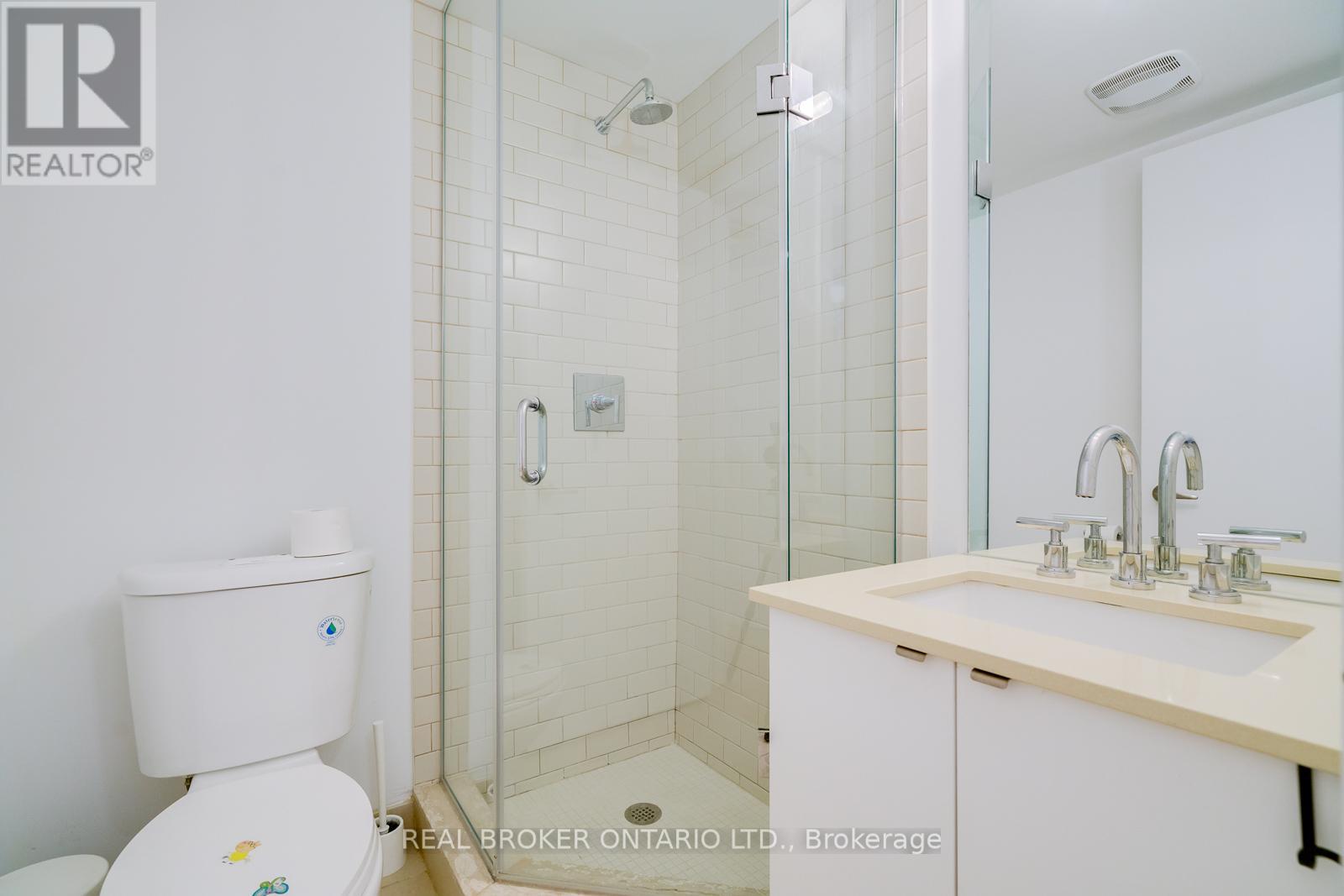 1 - 207 Beverley Street, Toronto, Ontario  M5T 1Z4 - Photo 11 - C12639686