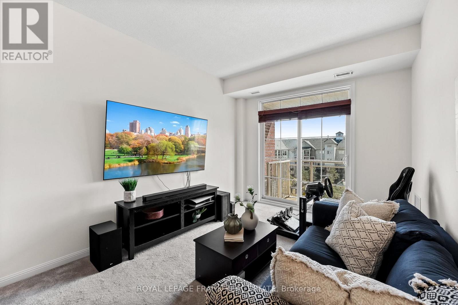 405 - 80 Aspen Springs Drive, Clarington, Ontario  L1C 0V4 - Photo 8 - E12639644