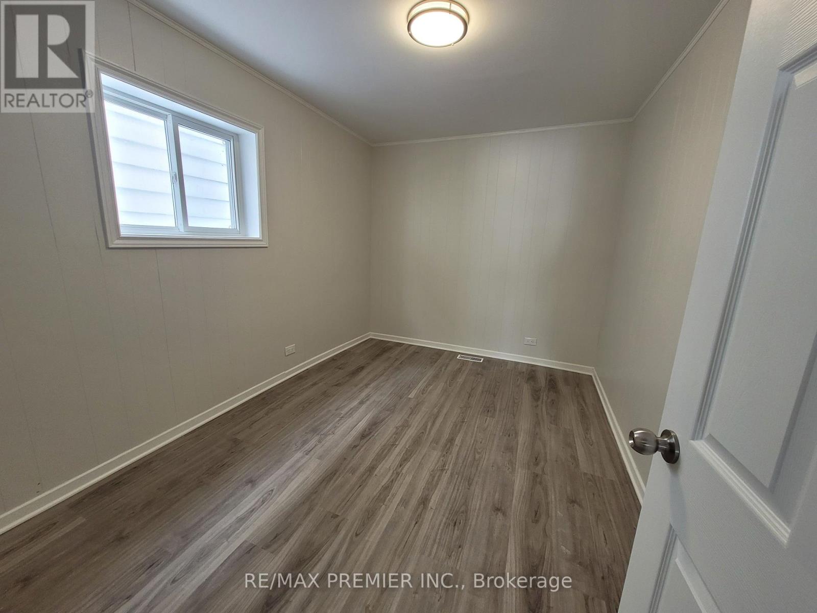 36 Kirkpatrick Street, Kirkland Lake, Ontario  P2N 2G9 - Photo 3 - T12639698