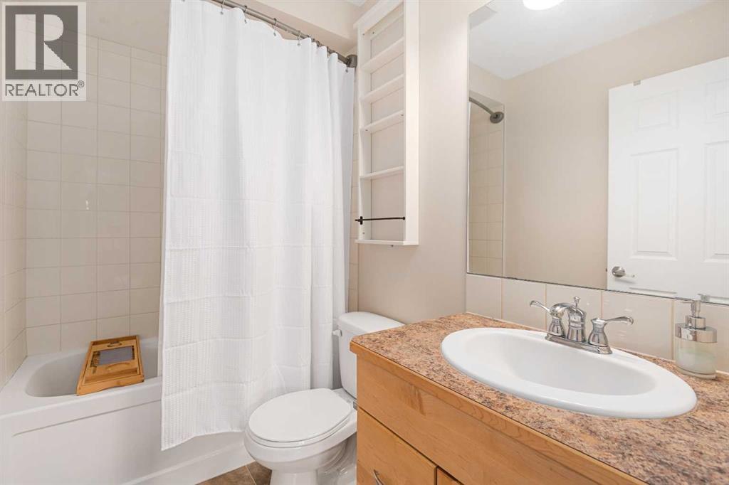 19 Windstone Green Sw, Airdrie, Alberta  T4B 0N8 - Photo 18 - A2272845