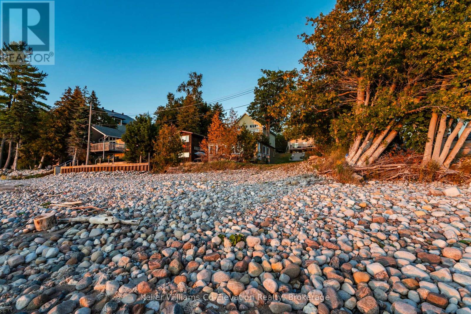 1948 Tiny Beaches Road South Road S, Tiny, Ontario  L0L 1P1 - Photo 43 - S12416254