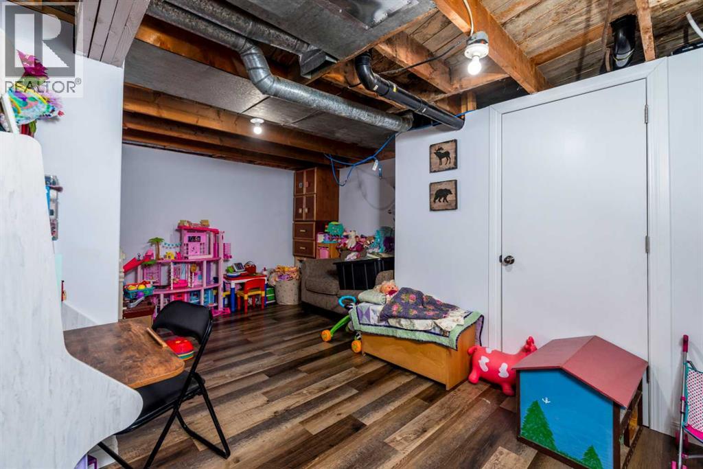 21 1 Street W, Neilburg, Saskatchewan  S0M 2C0 - Photo 14 - A2274600