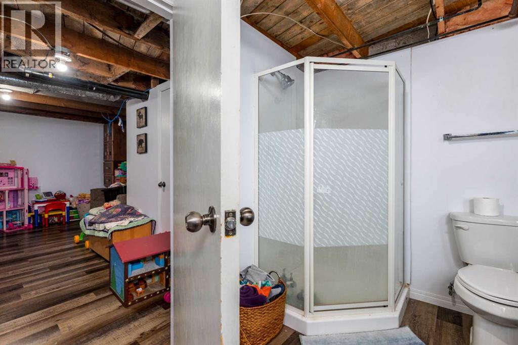 21 1 Street W, Neilburg, Saskatchewan  S0M 2C0 - Photo 18 - A2274600