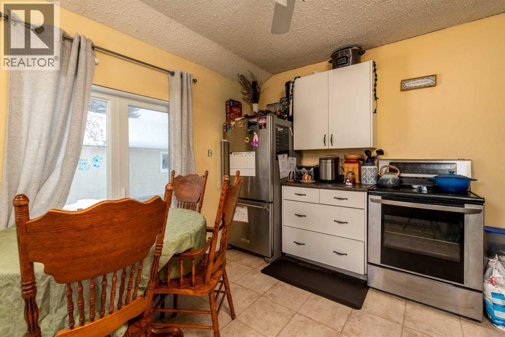 21 1 Street W, Neilburg, Saskatchewan  S0M 2C0 - Photo 8 - A2274600