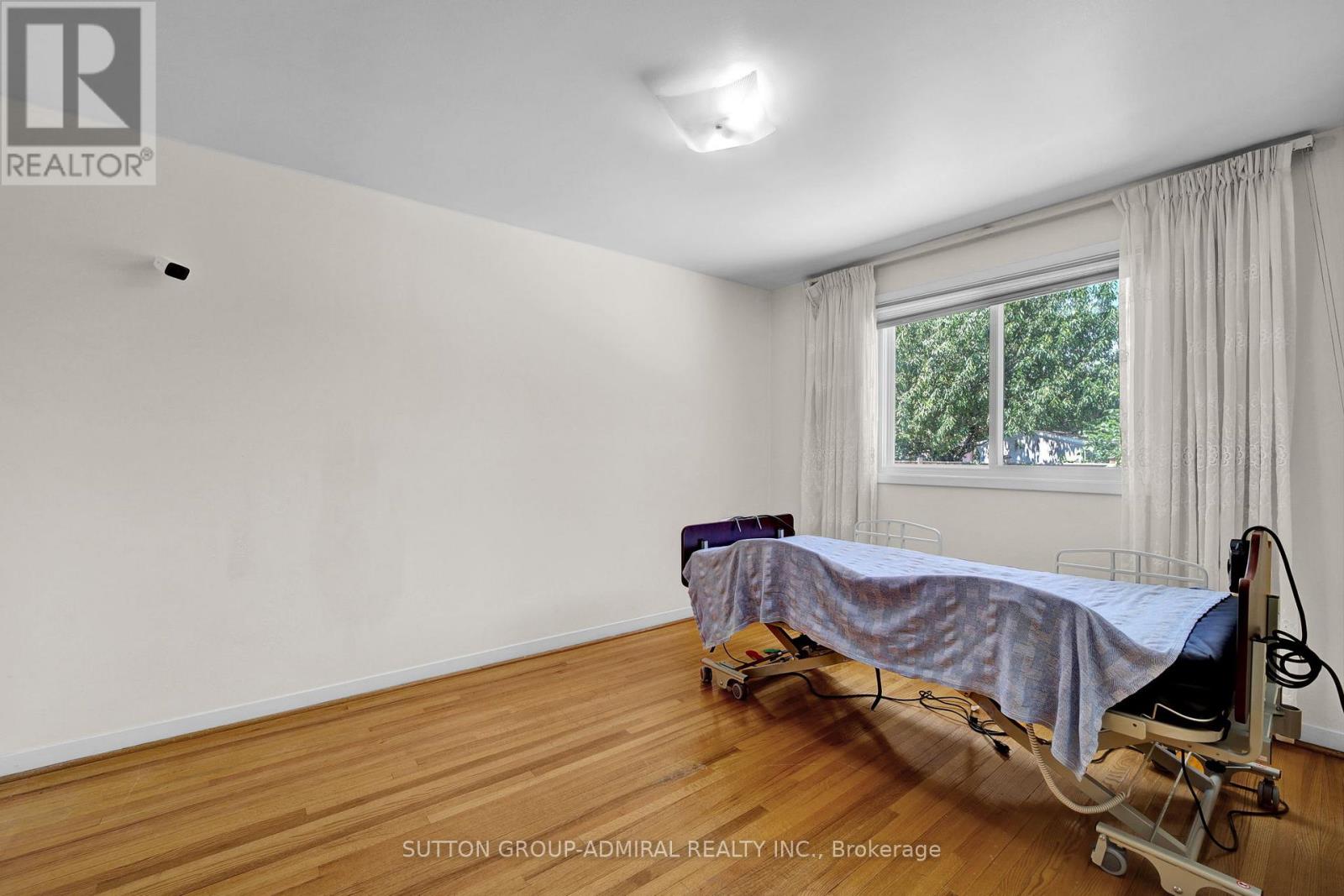 38 Frankton Crescent, Toronto, Ontario  M3J 1C1 - Photo 26 - W12639634