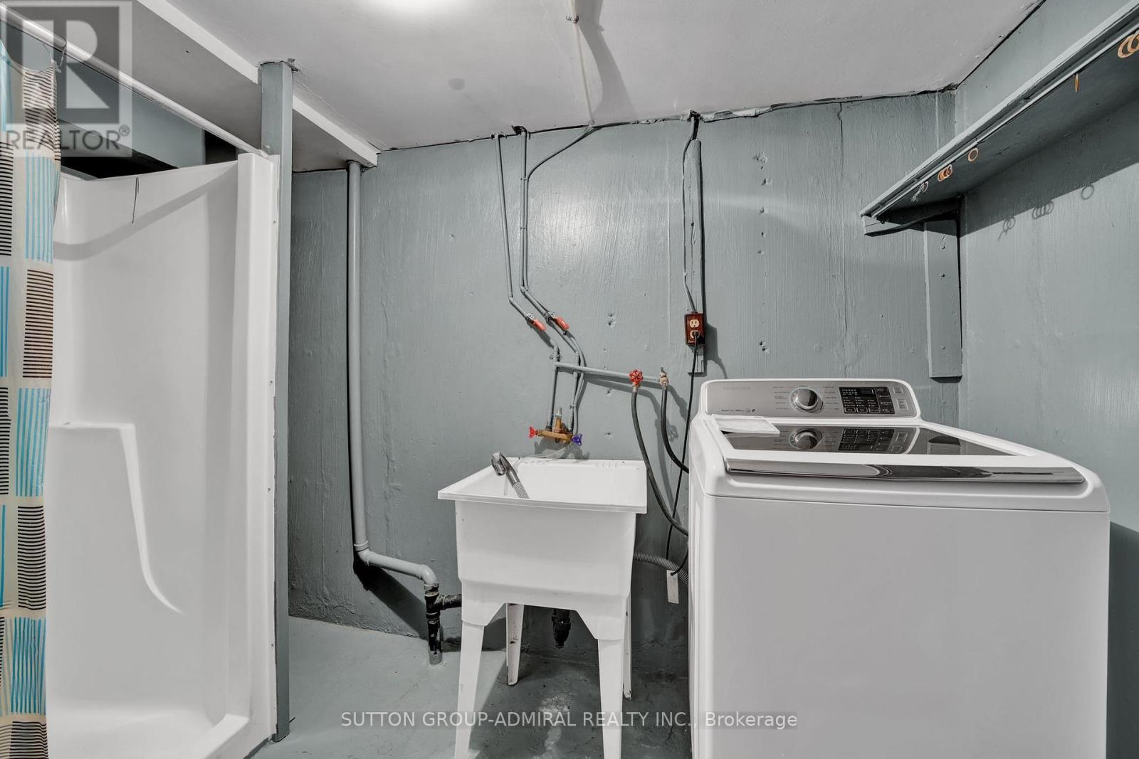 38 Frankton Crescent, Toronto, Ontario  M3J 1C1 - Photo 36 - W12639634