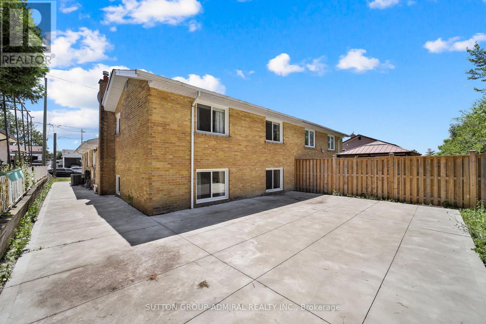 38 Frankton Crescent, Toronto, Ontario  M3J 1C1 - Photo 40 - W12639634