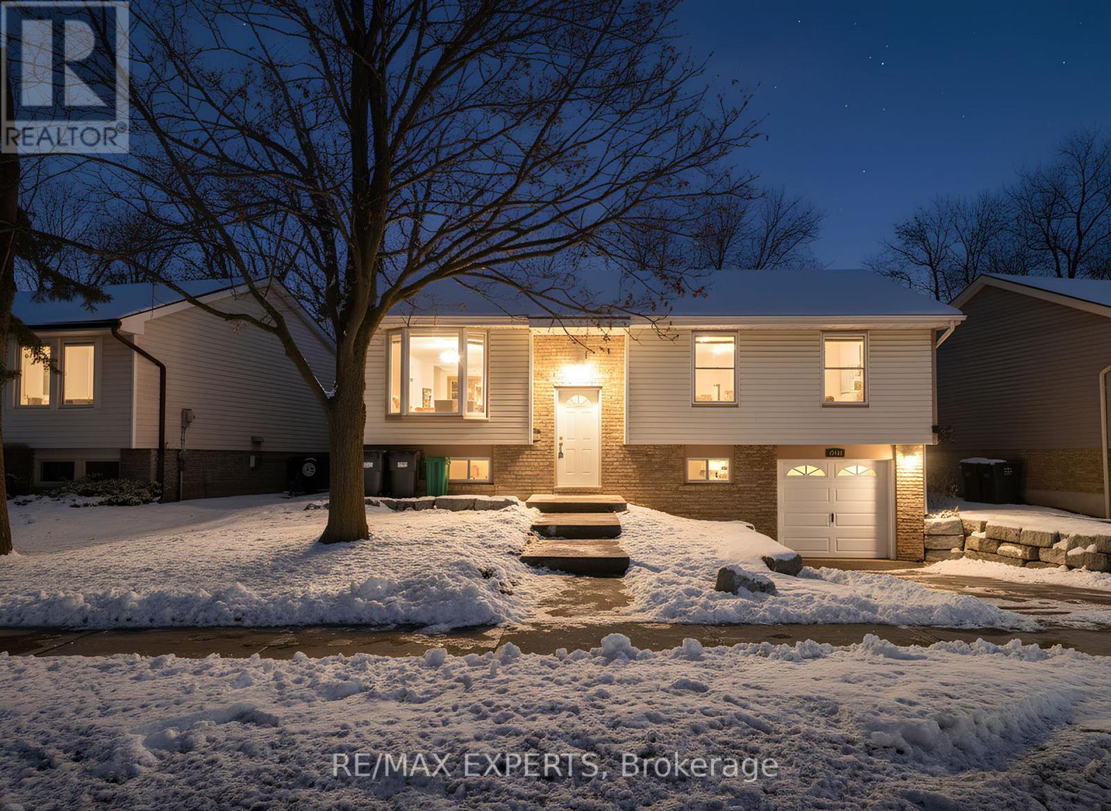 6883 SHELTER BAY ROAD, Mississauga, Ontario