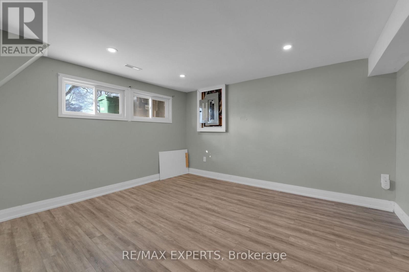 6883 Shelter Bay Road, Mississauga, Ontario  L5N 1T8 - Photo 31 - W12639716