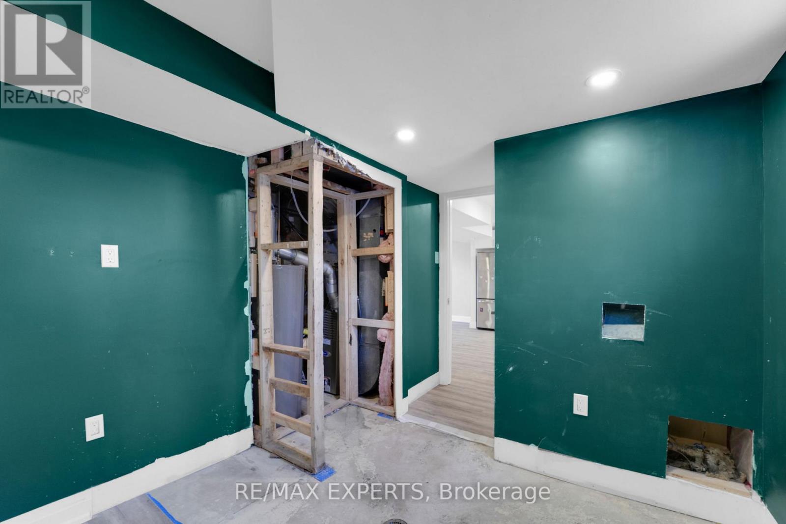 6883 Shelter Bay Road, Mississauga, Ontario  L5N 1T8 - Photo 34 - W12639716