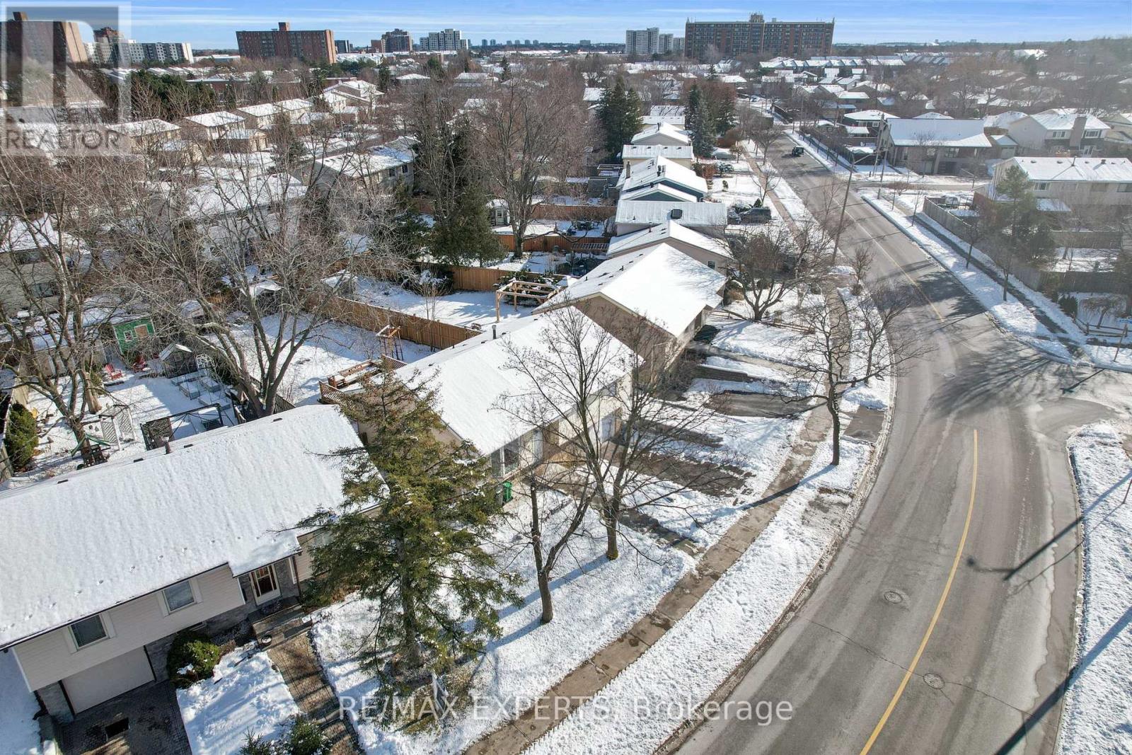 6883 Shelter Bay Road, Mississauga, Ontario  L5N 1T8 - Photo 48 - W12639716