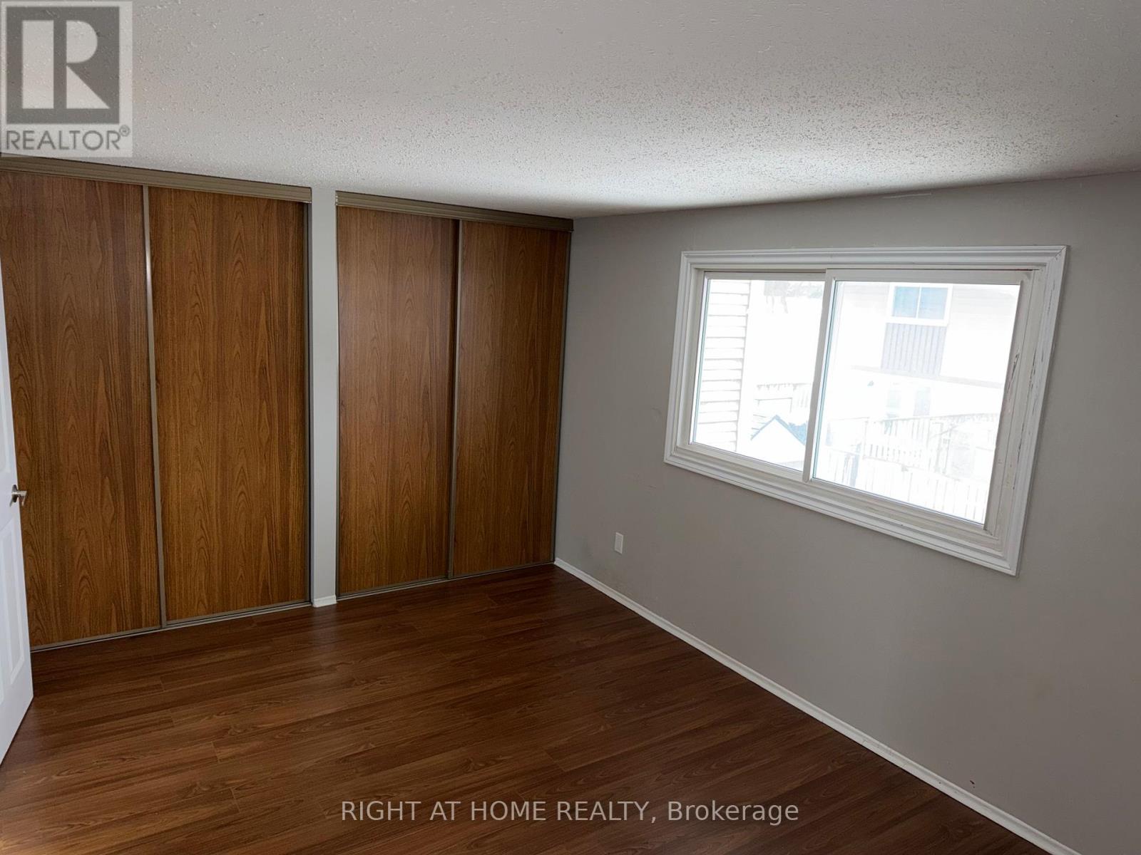 154 - 2570 Southvale Crescent, Ottawa, Ontario  K1B 5B6 - Photo 12 - X12639736