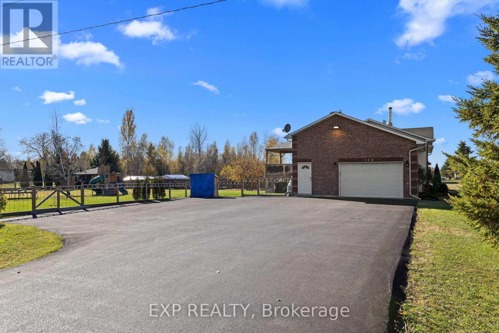 108 St Thomas Road, Russell, Ontario  K0A 3H0 - Photo 3 - X12639750