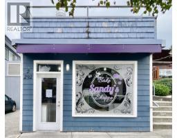 2 292 GOWER POINT ROAD, Gibsons, British Columbia