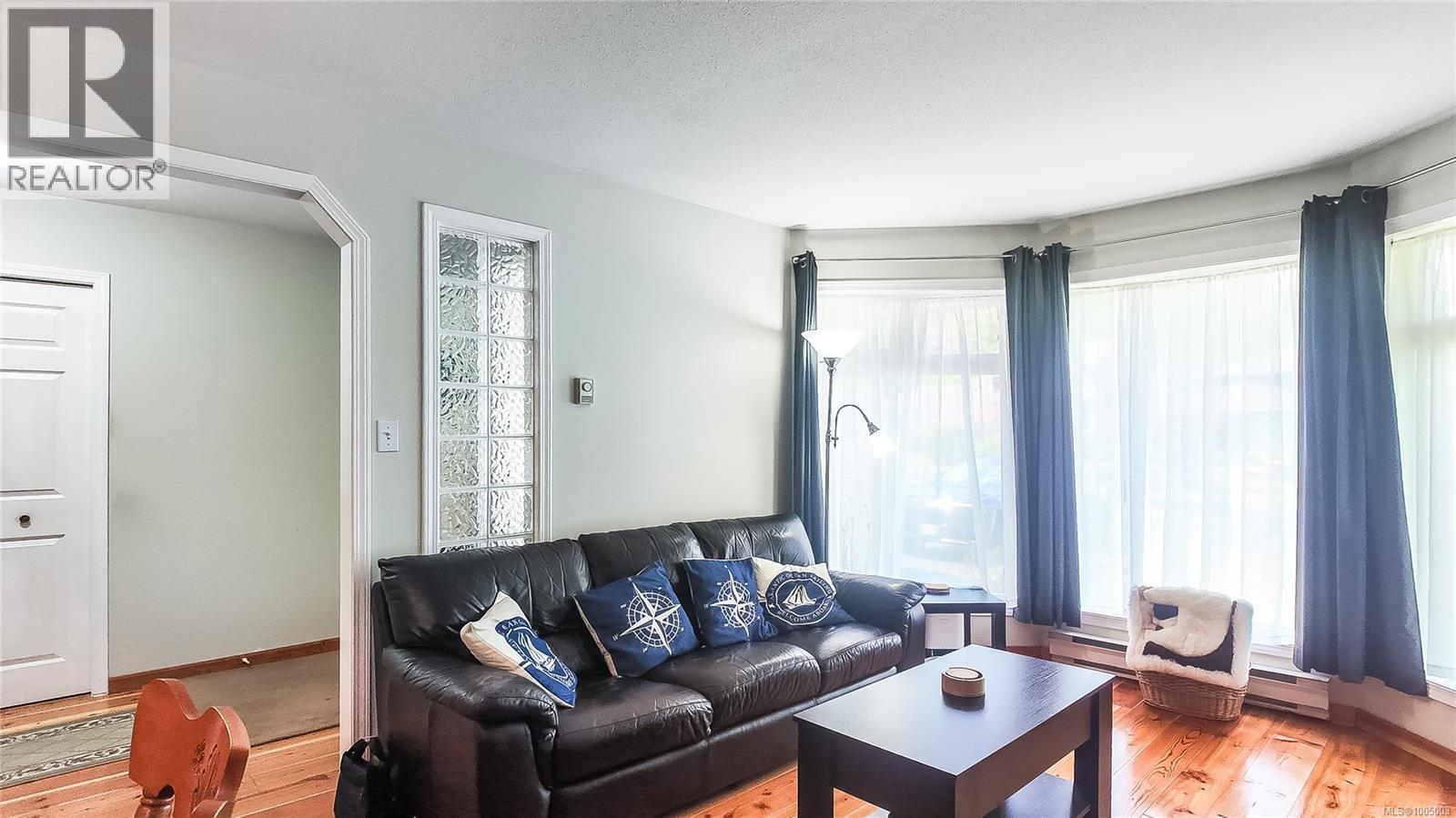 601 Azalea Pl, Campbell River, British Columbia  V9W 7H2 - Photo 11 - 1005003