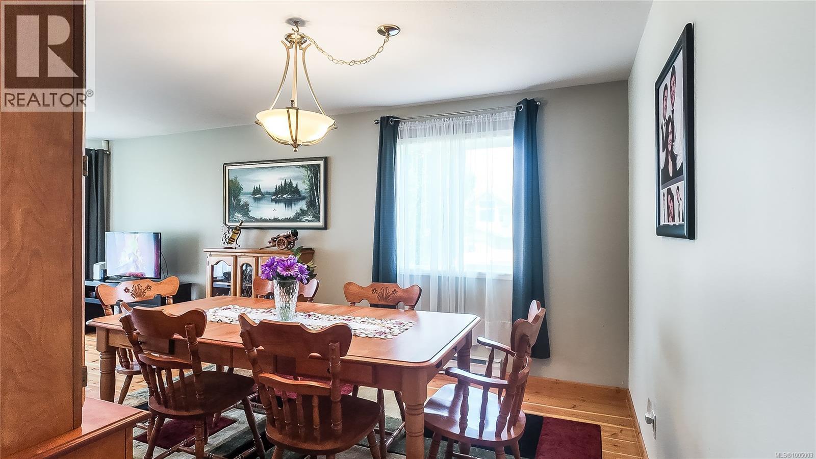 601 Azalea Pl, Campbell River, British Columbia  V9W 7H2 - Photo 16 - 1005003