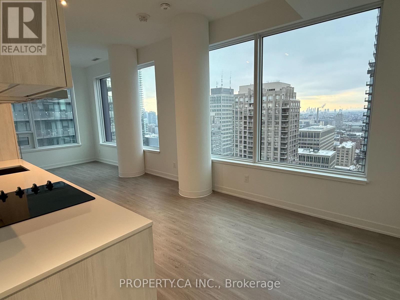 3116 - 8 WELLESLEY STREET W, Toronto, Ontario