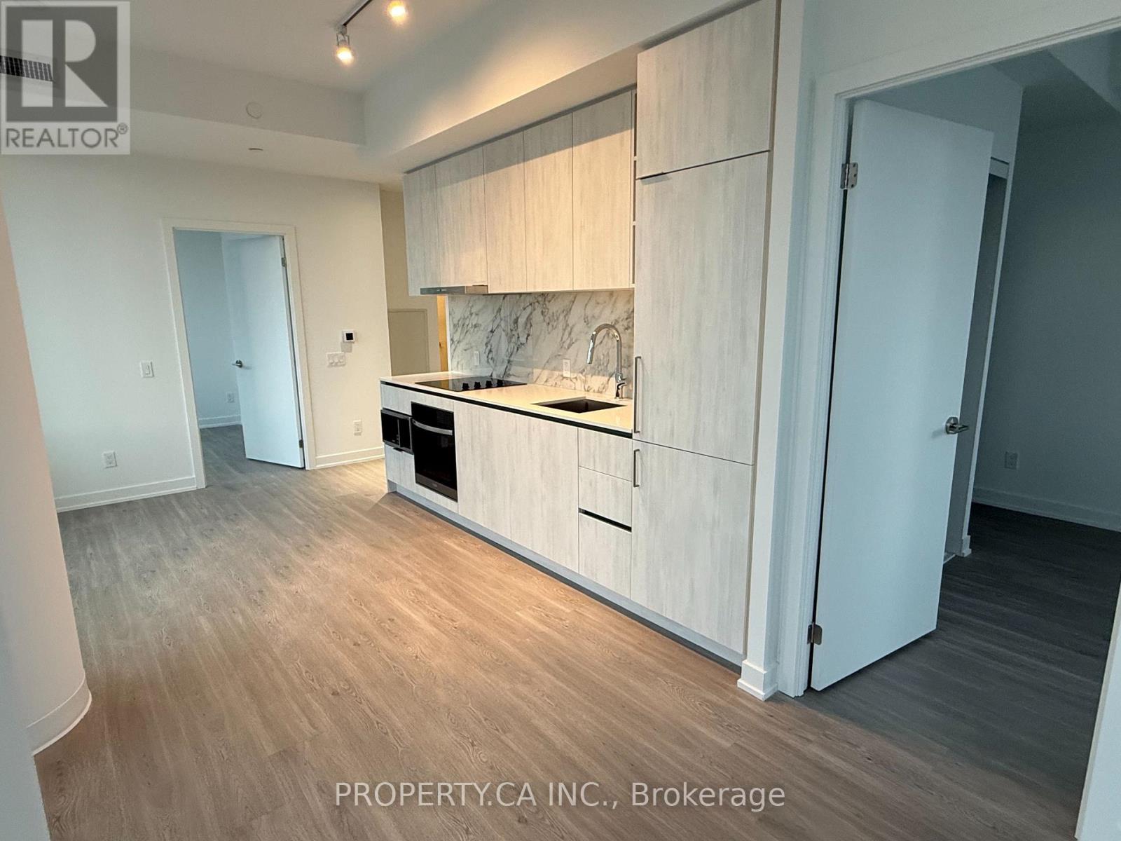 3116 - 8 Wellesley Street W, Toronto, Ontario  M4Y 0J5 - Photo 4 - C12639748