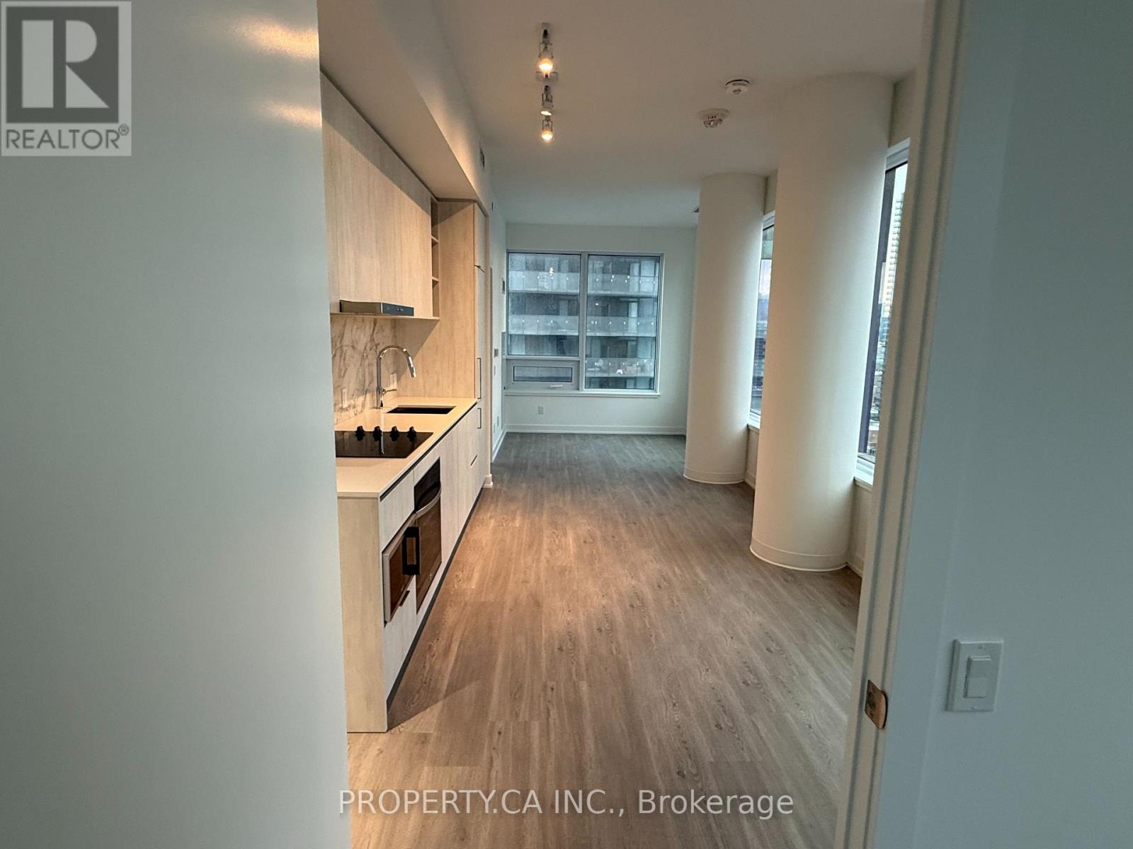 3116 - 8 Wellesley Street W, Toronto, Ontario  M4Y 0J5 - Photo 6 - C12639748