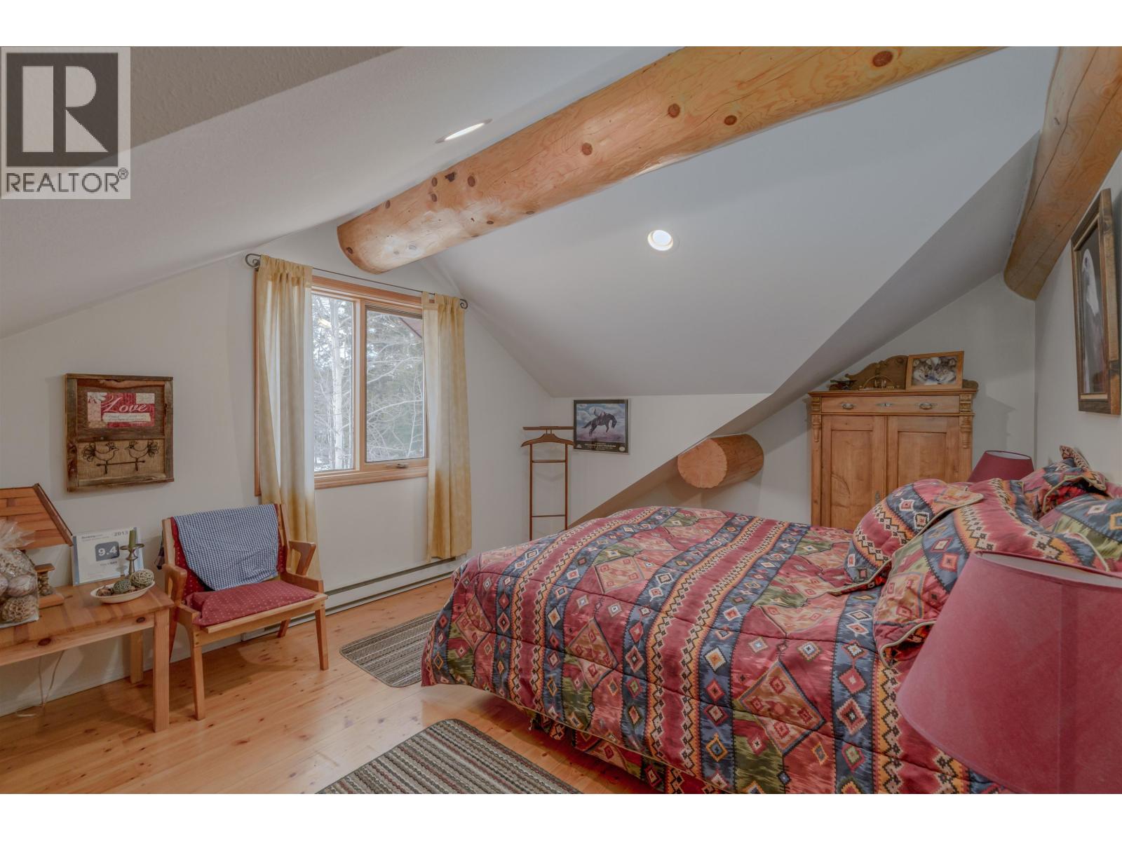 5565 Backvalley Road, 100 Mile House, British Columbia V0K 2E1 - Photo 29 - R3074074