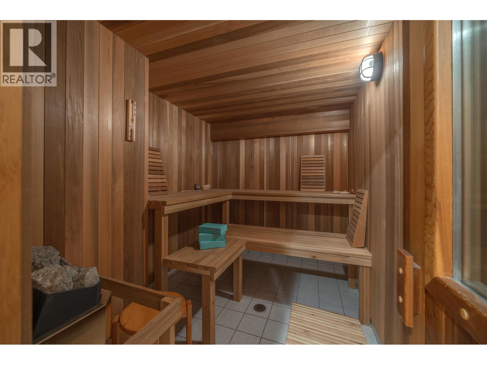 5565 Backvalley Road, 100 Mile House, British Columbia V0K 2E1 - Photo 24 - R3074074