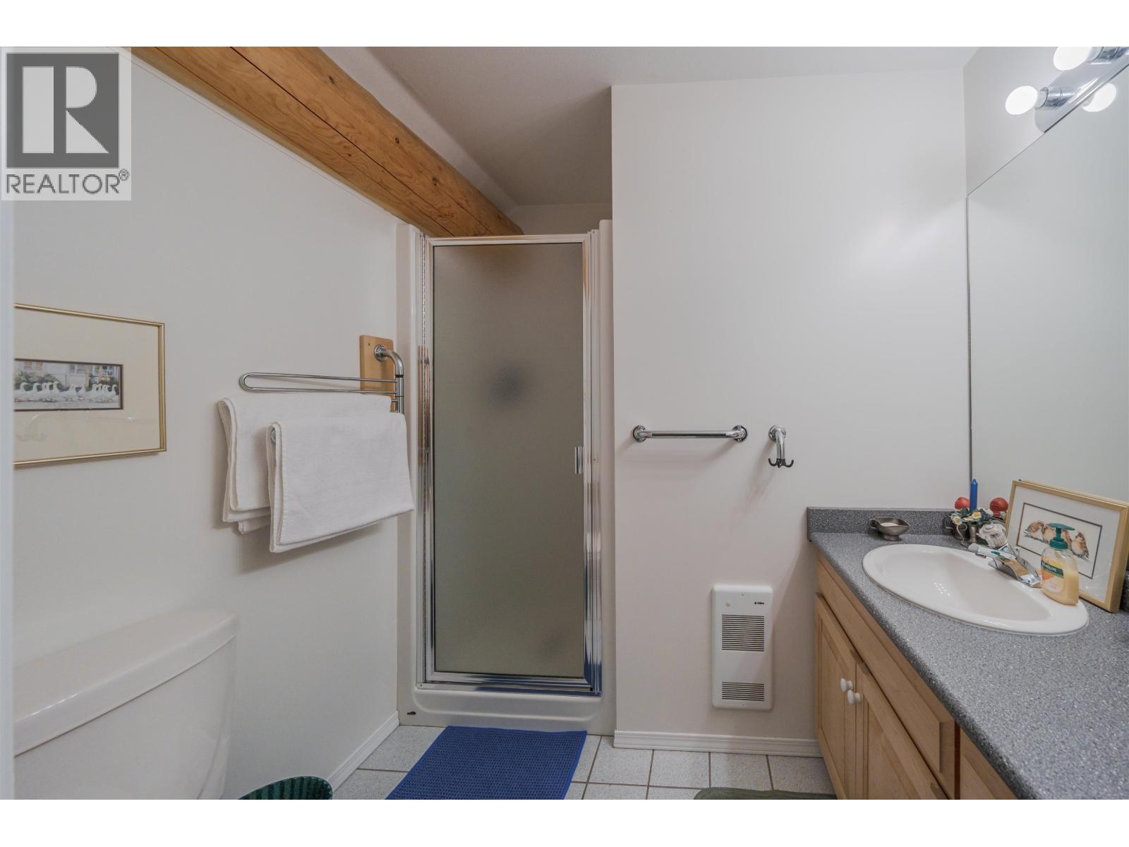 5565 Backvalley Road, 100 Mile House, British Columbia V0K 2E1 - Photo 30 - R3074074