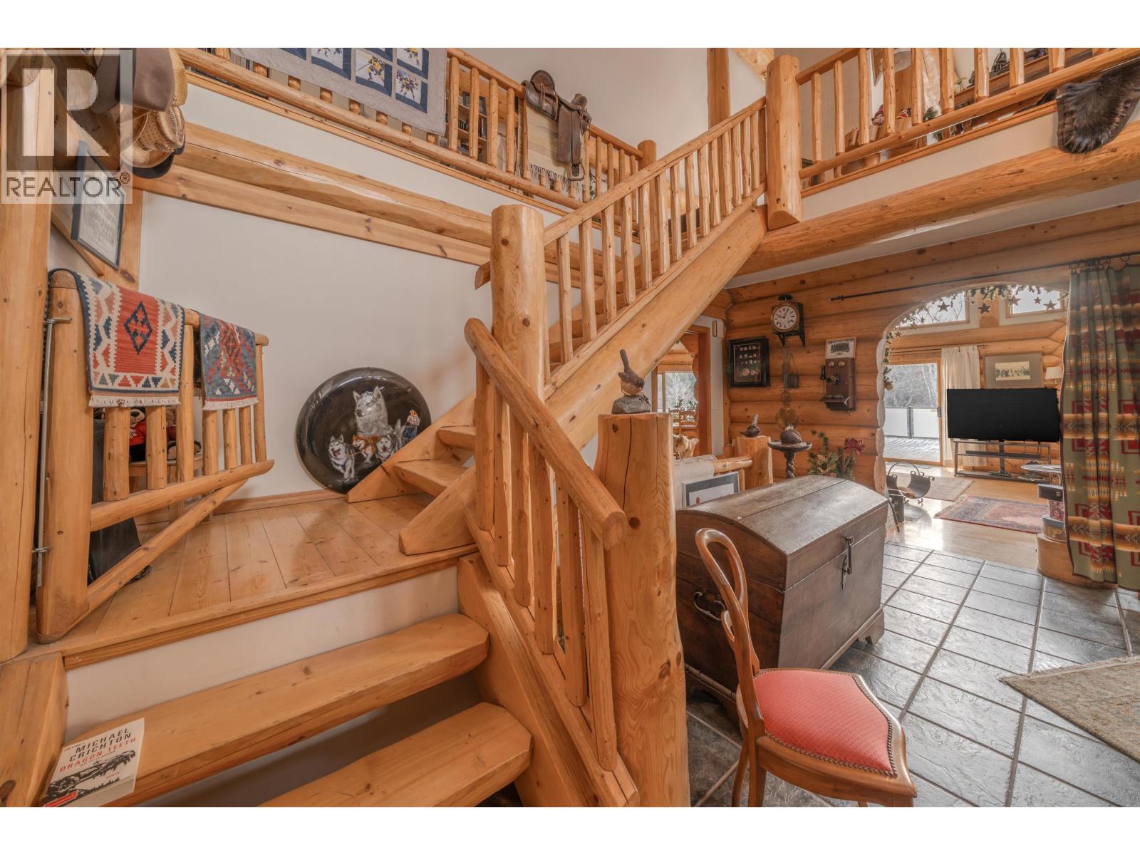 5565 Backvalley Road, 100 Mile House, British Columbia V0K 2E1 - Photo 27 - R3074074