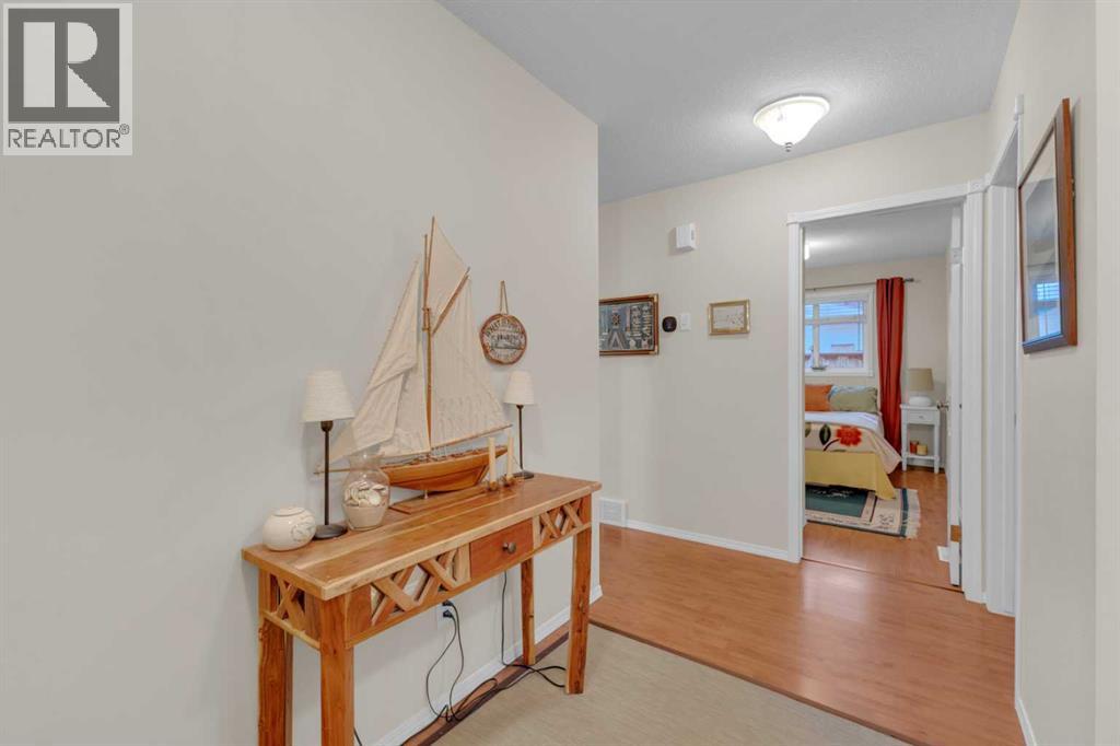 5003 36 Street, Sylvan Lake, Alberta T4S 1B2 - Photo 5 - A2273435