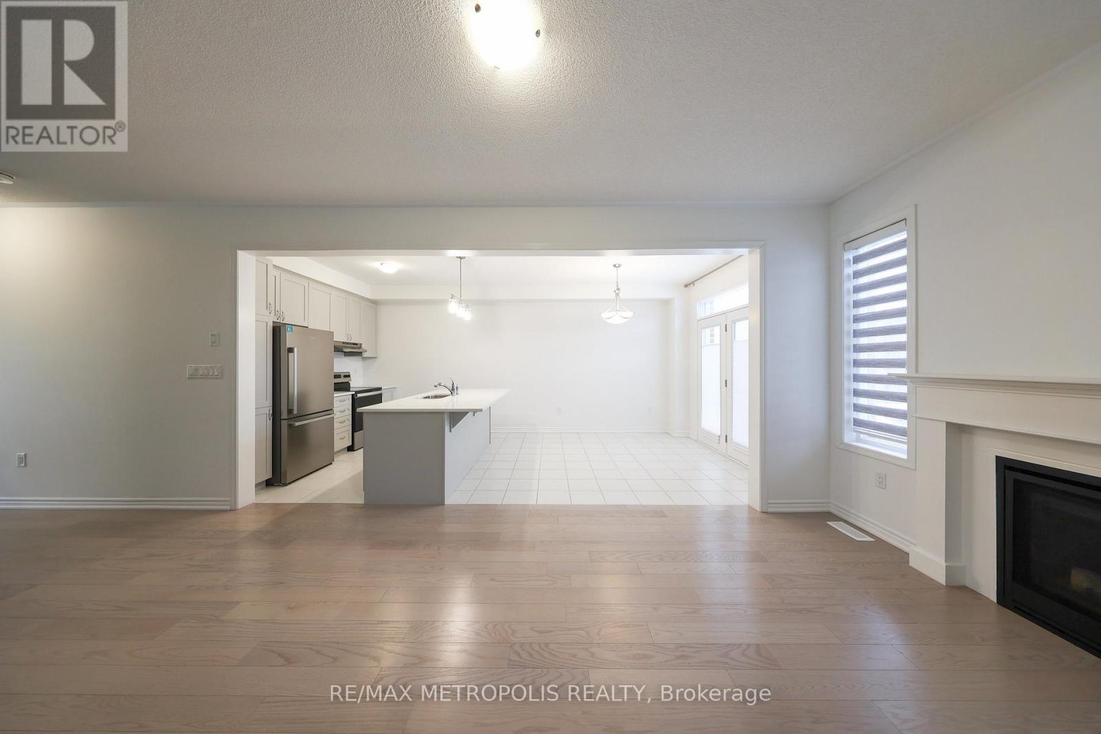 1493 Hawktail Path, Pickering, Ontario  L1X 0N9 - Photo 12 - E12639744