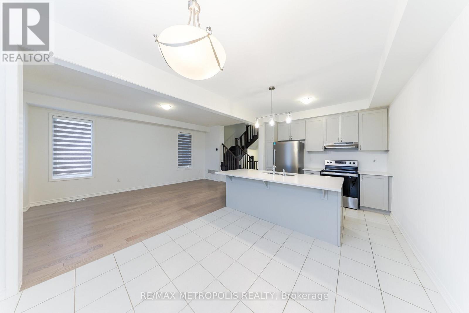 1493 Hawktail Path, Pickering, Ontario  L1X 0N9 - Photo 16 - E12639744