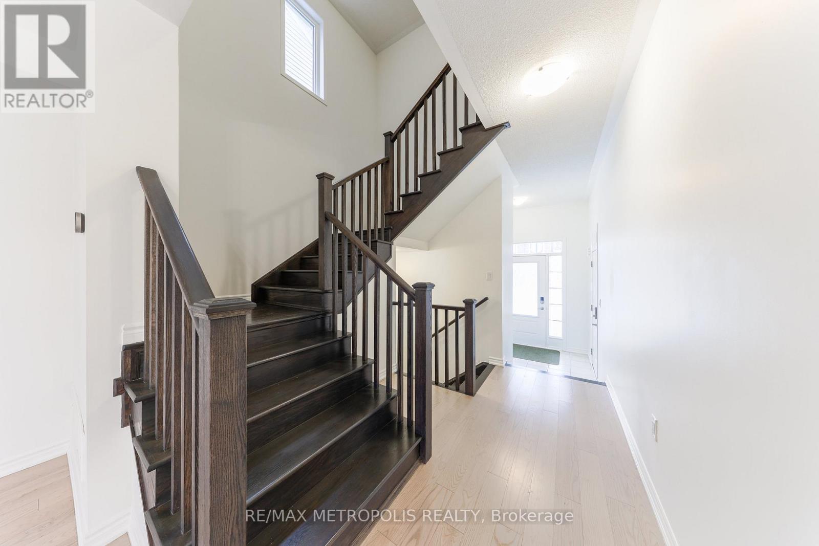 1493 Hawktail Path, Pickering, Ontario  L1X 0N9 - Photo 21 - E12639744