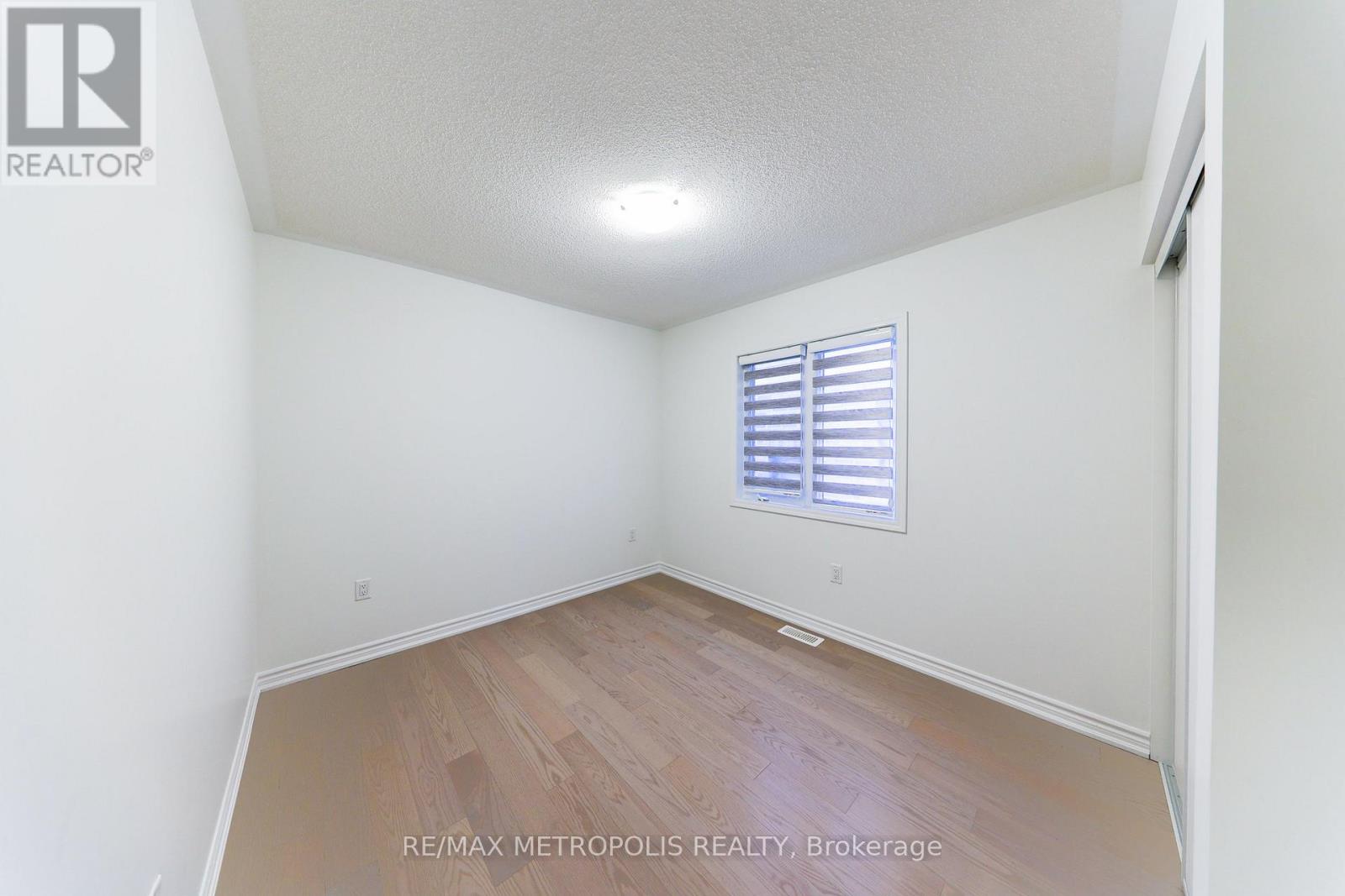 1493 Hawktail Path, Pickering, Ontario  L1X 0N9 - Photo 23 - E12639744