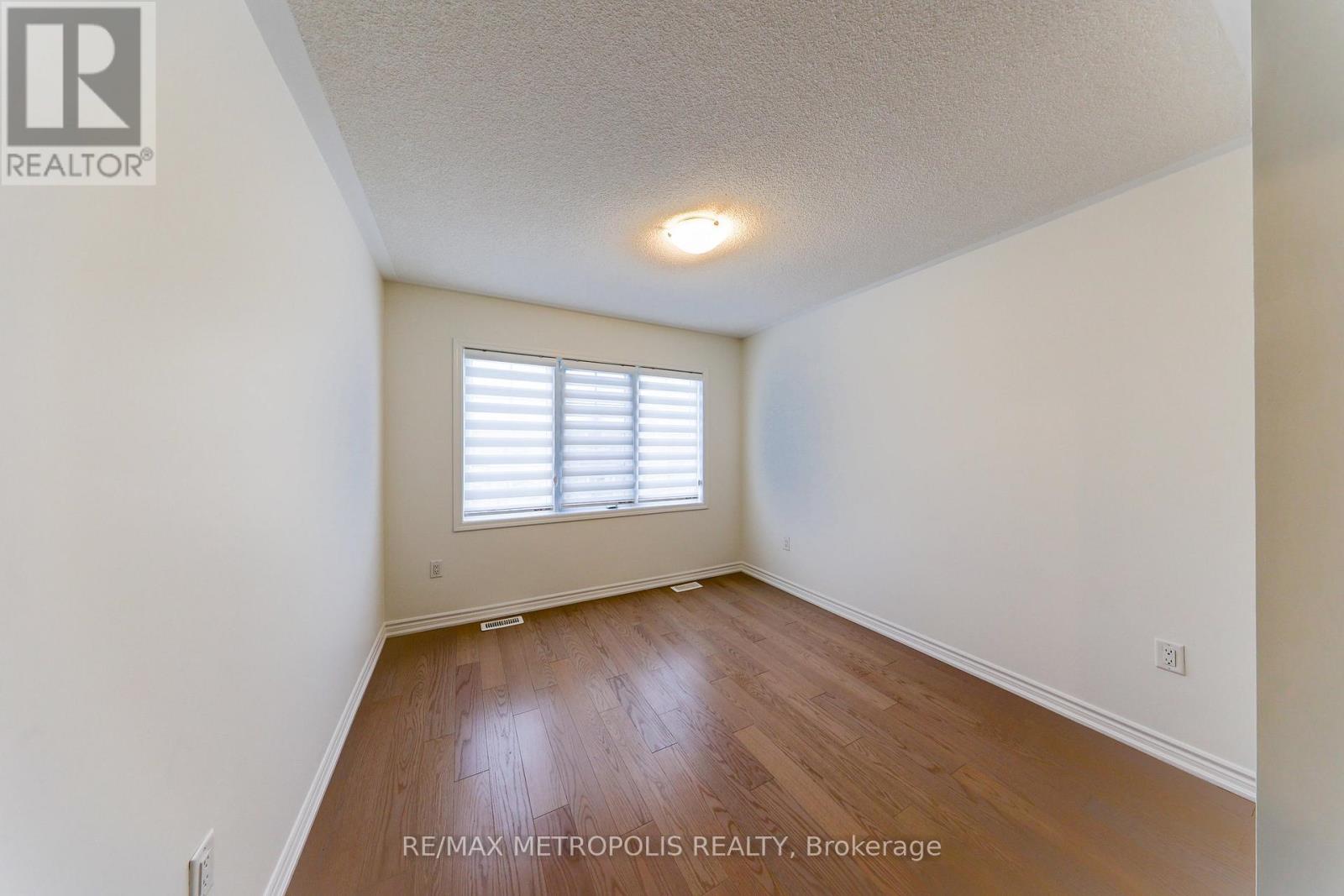 1493 Hawktail Path, Pickering, Ontario  L1X 0N9 - Photo 31 - E12639744