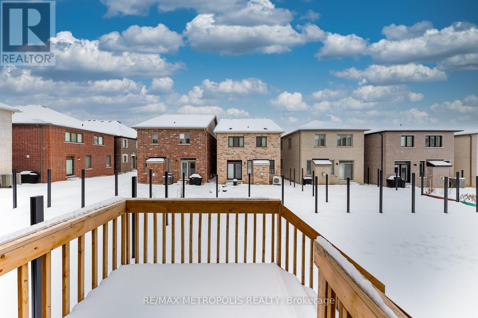 1493 Hawktail Path, Pickering, Ontario  L1X 0N9 - Photo 35 - E12639744