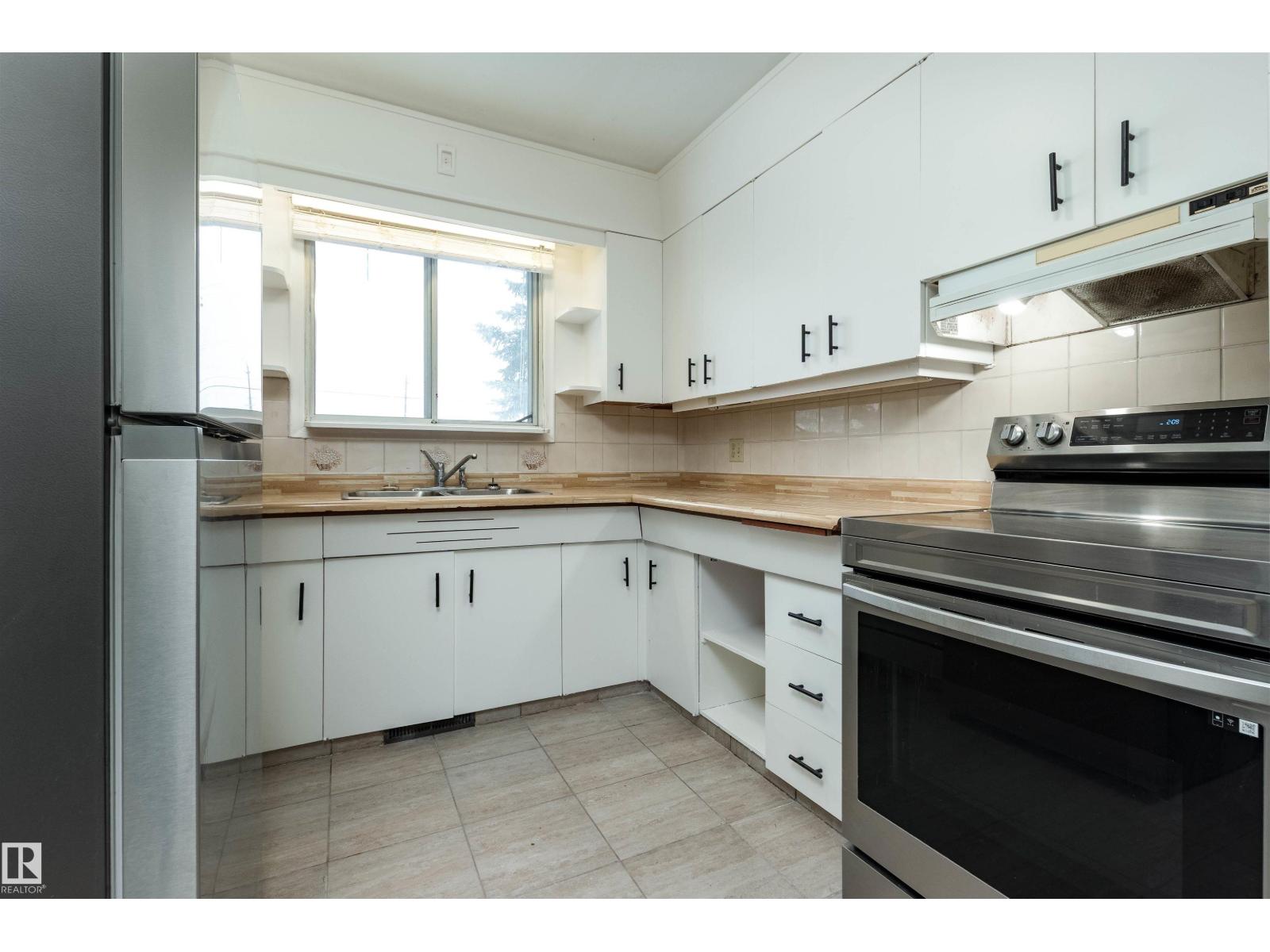 5204 97a Av Nw, Edmonton, Alberta  T6B 1E1 - Photo 11 - E4468320