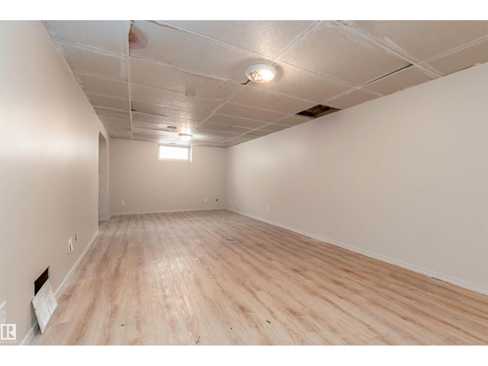 5204 97a Av Nw, Edmonton, Alberta  T6B 1E1 - Photo 19 - E4468320