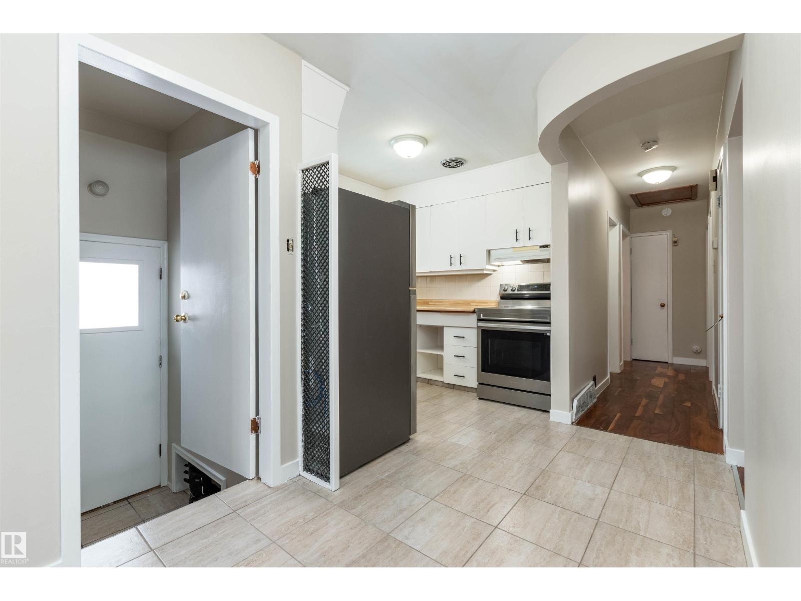 5204 97a Av Nw, Edmonton, Alberta  T6B 1E1 - Photo 9 - E4468320