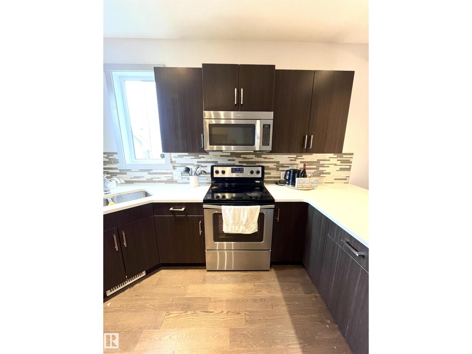 16464 15 Av Sw, Edmonton, Alberta  T6W 2Z7 - Photo 9 - E4468321