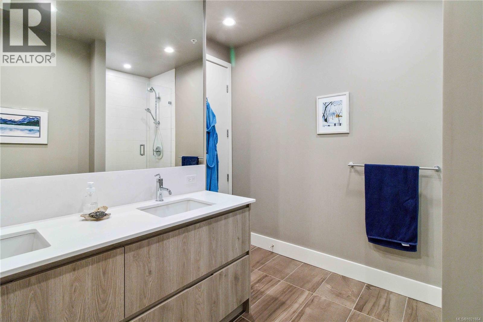 601 501 Park Pl, Esquimalt, British Columbia  V9A 0H3 - Photo 37 - 1021864